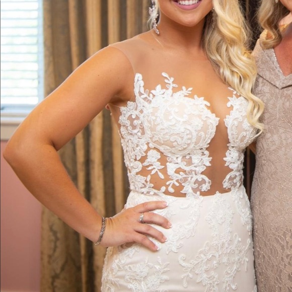 Milla Nova Wedding Dress - Picture 4 of 12